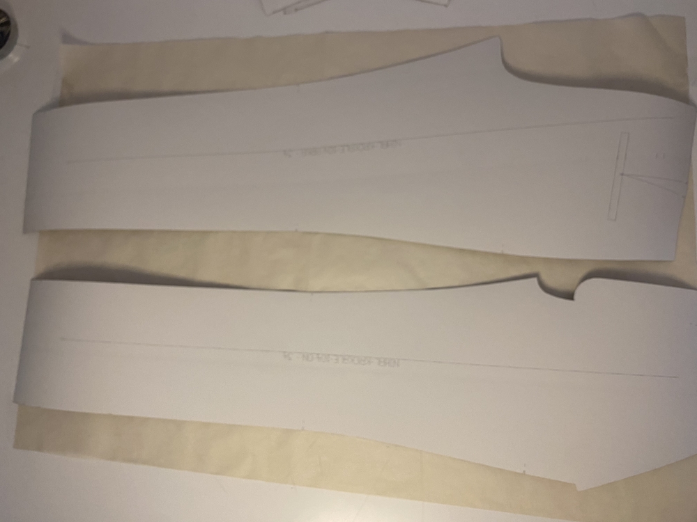 Kâğıda baskılı pantolon kalıbı tüm seri